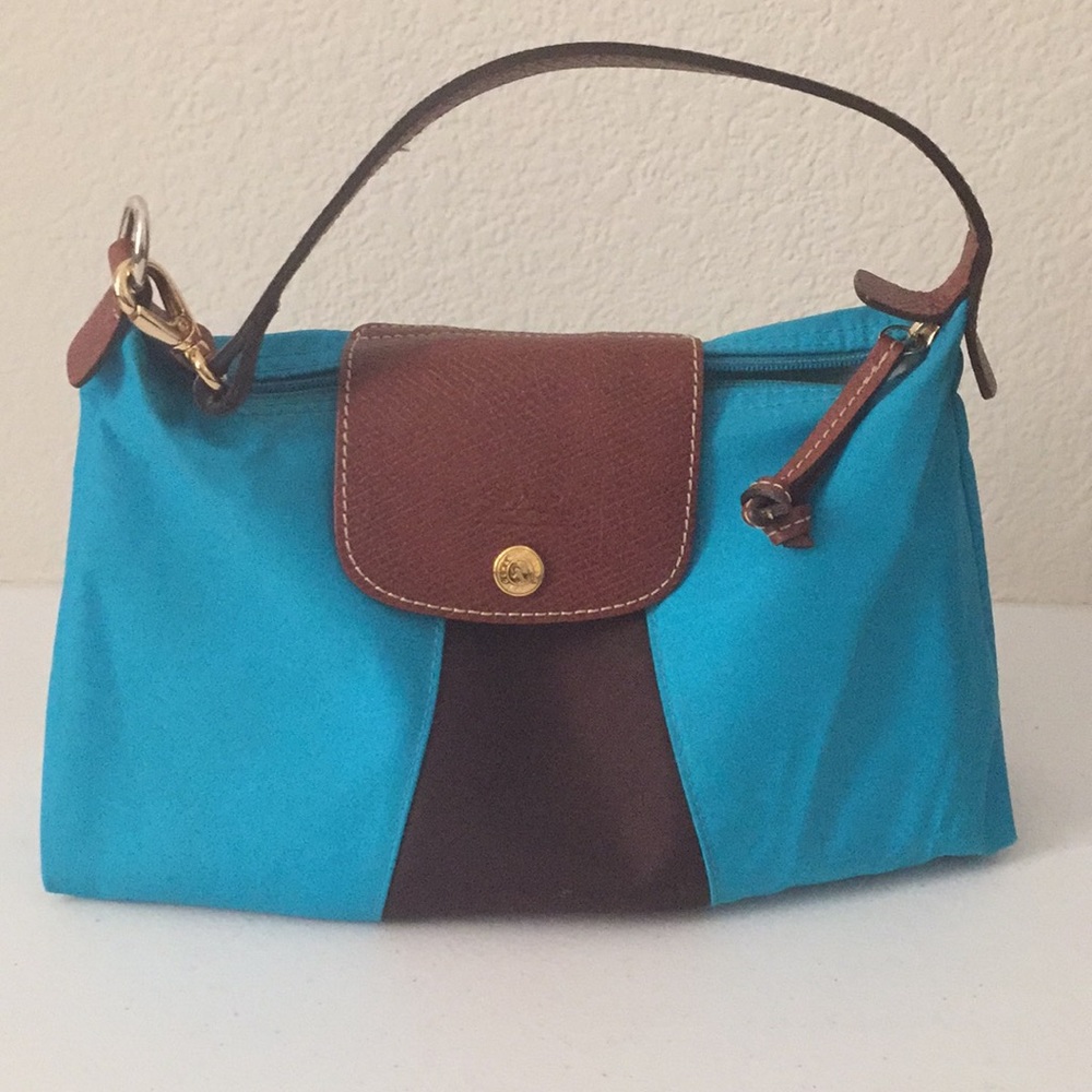 Longchamp la pillage